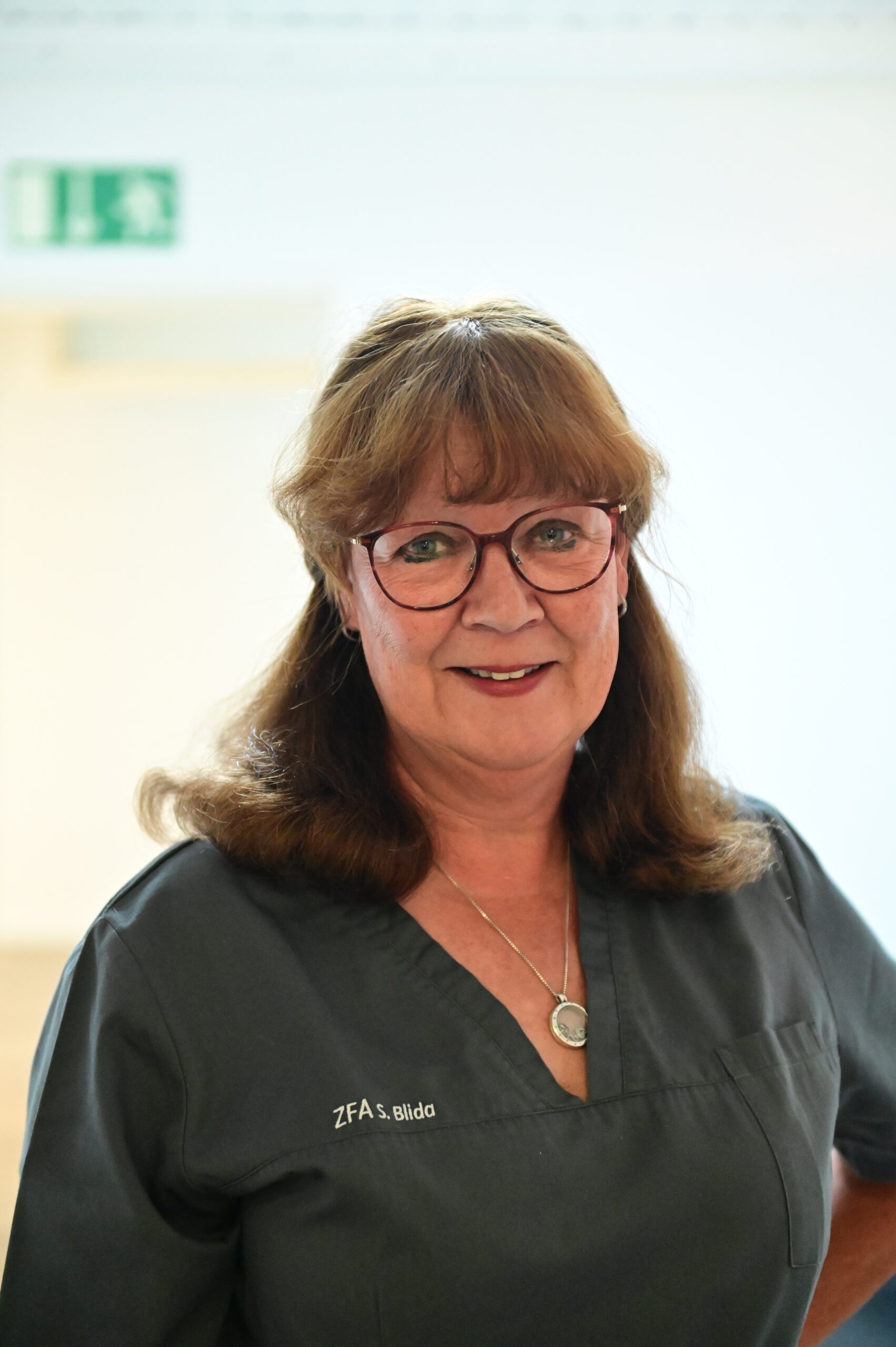 Silke Blida, Администратор ресепшн