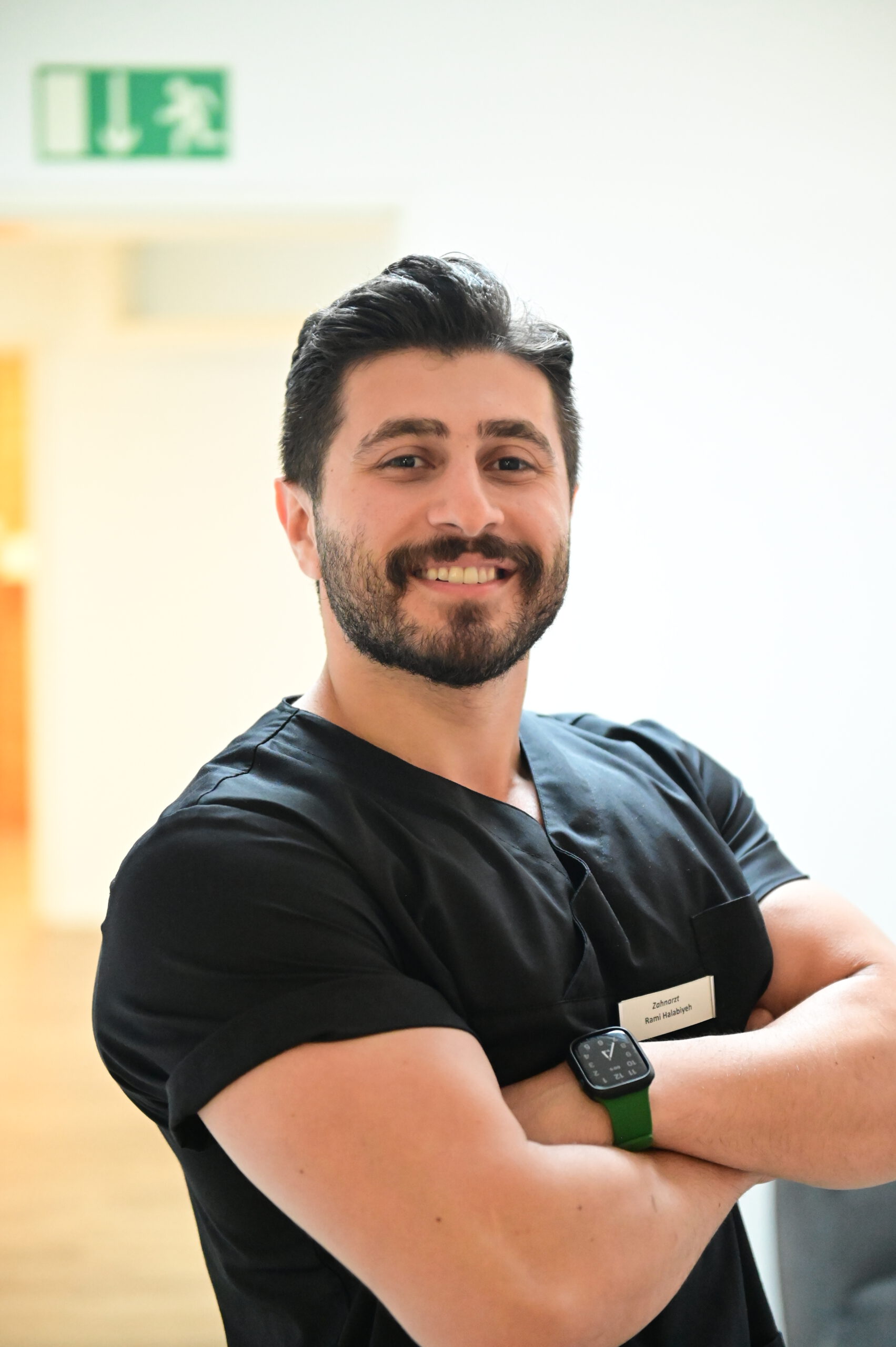 Rami Halabiyeh, Стоматолог